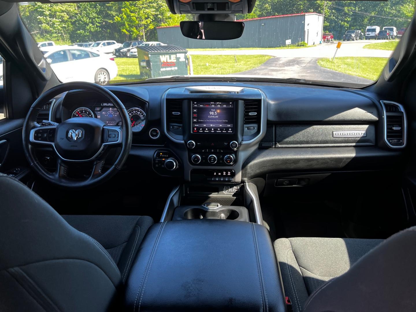 2020 White /Black RAM 1500 Big Horn Crew Cab SWB 4WD (1C6SRFFT9LN) with an 5.7L V8 OHV 16V engine, 8-Speed Automatic transmission, located at 11115 Chardon Rd. , Chardon, OH, 44024, (440) 214-9705, 41.580246, -81.241943 - This 2020 Ram 1500 Big Horn Crew Cab 4WD is powered by a 5.7L HEMI V8 engine with 395 horsepower and 410 lb-ft of torque, mated to an 8-speed automatic transmission and 3.21 gearing. It features a robust towing capacity of 8,190 pounds and a payload capacity of 1,742 pounds. This model includes fron - Photo#41